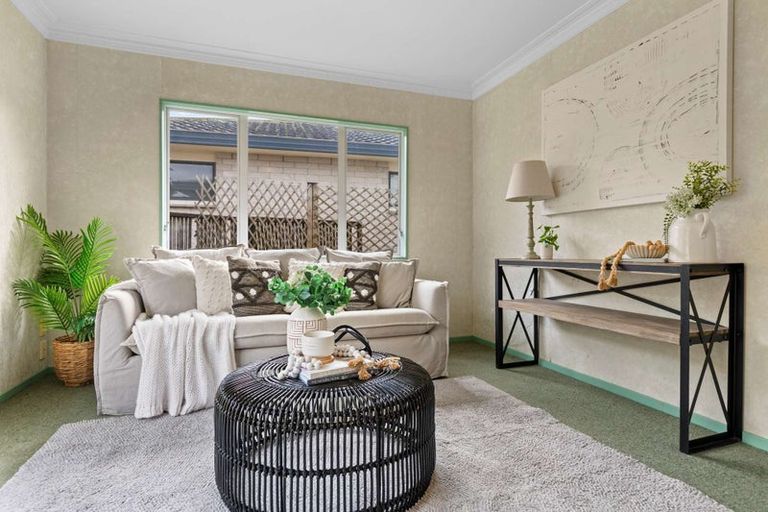 Photo of property in 28 Sunvale Place, Gate Pa, Tauranga, 3112