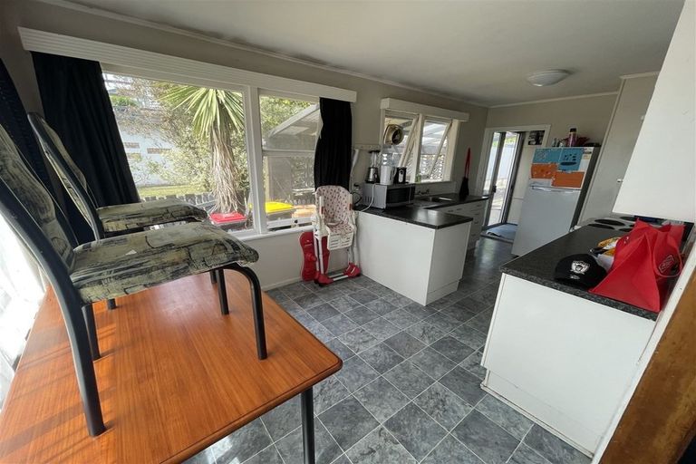 Photo of property in 11 Anne Street, Tokoroa, 3420