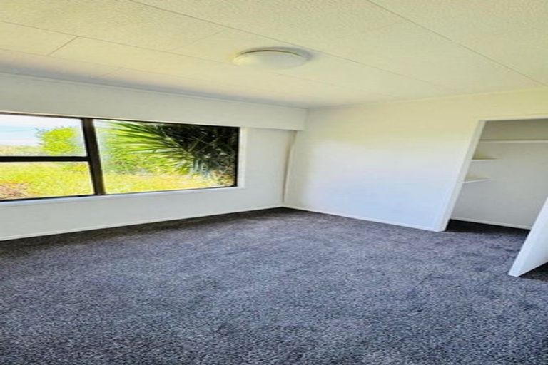 Photo of property in 195 Pine Valley Road, Dairy Flat, Silverdale, 0992