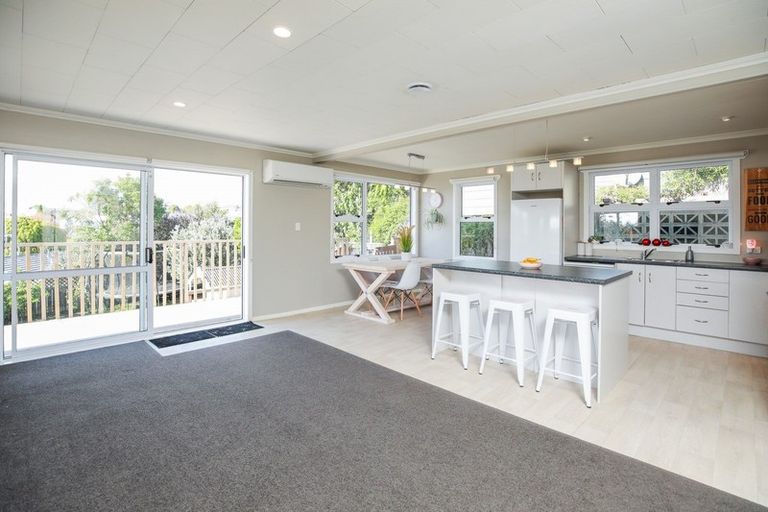 Photo of property in 61 Poaka Avenue, Dinsdale, Hamilton, 3204