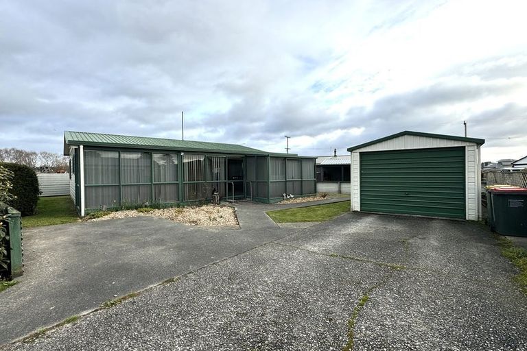 Photo of property in 50d Lanark Street, Balclutha, 9230
