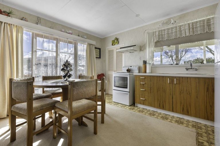 Photo of property in 120 Browne Street, Waitara, 4320