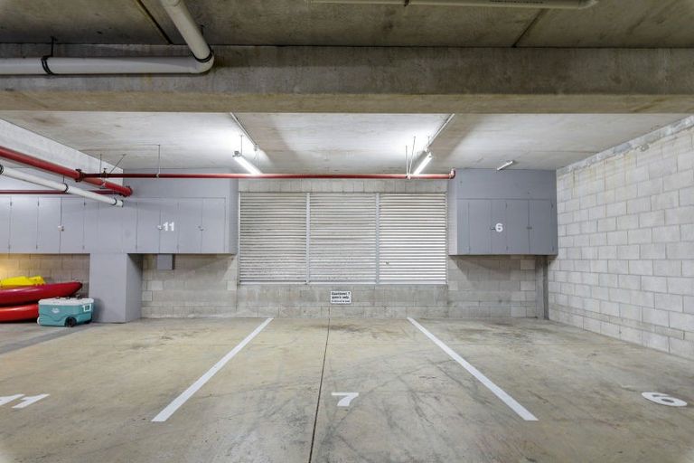 Photo of property in 7/2 Lowell Place, Waipahihi, Taupo, 3330