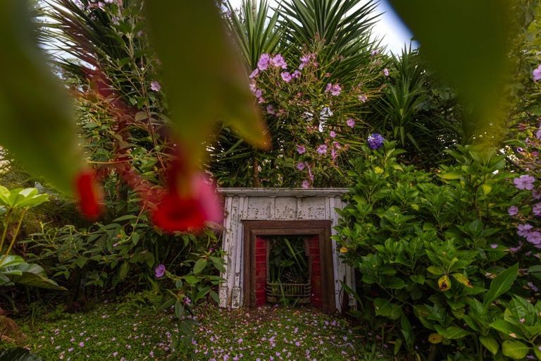 Photo of property in 30 Wiroa Road, Kerikeri, 0293