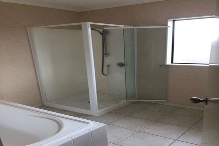 Photo of property in 9 Ksenia Drive, Flat Bush, Auckland, 2019