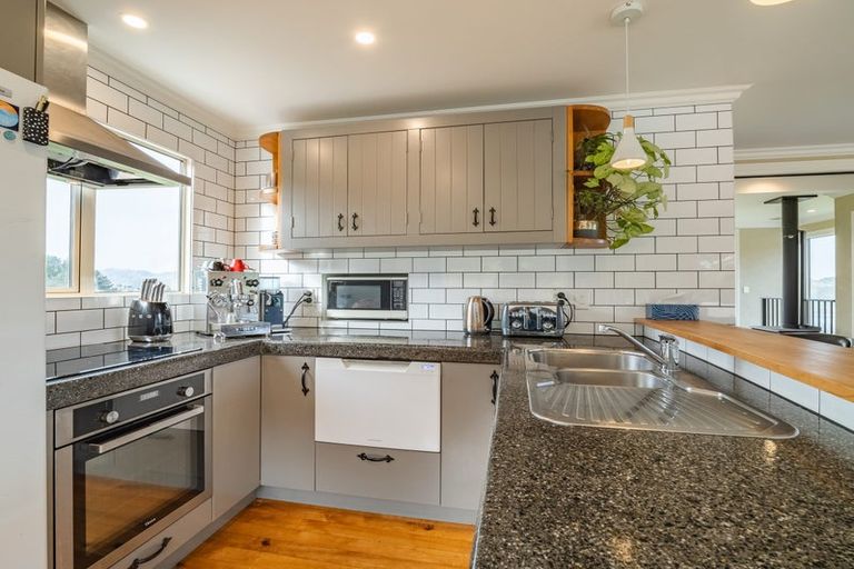 Photo of property in 64 Ellesmere Street, Ravensbourne, Dunedin, 9022