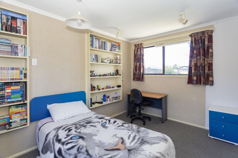 Photo of property in 13 Kingslea Street, Holmes Hill, Oamaru, 9401