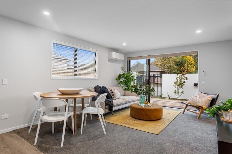 Photo of property in 2/162 Springfield Road, St Albans, Christchurch, 8014