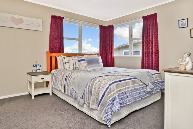 Photo of property in 68 Pohutukawa Drive, Pukete, Hamilton, 3200