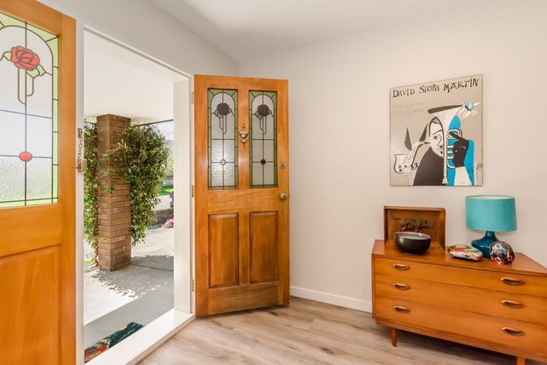 Photo of property in 76 Kapanui Road, Waikanae, 5036