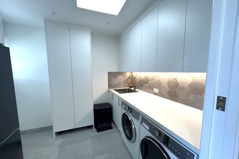 Photo of property in 18 Southwark Avenue, Tamatea, Napier, 4112