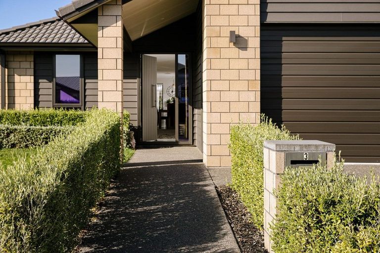 Photo of property in 3 Cecilia Place, Papamoa Beach, Papamoa, 3118
