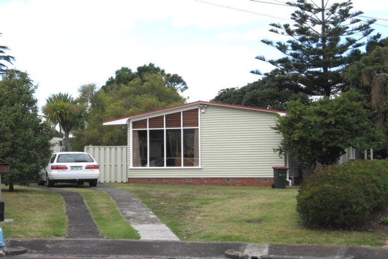 Photo of property in 4 Pickett Avenue, Sandringham, Auckland, 1025