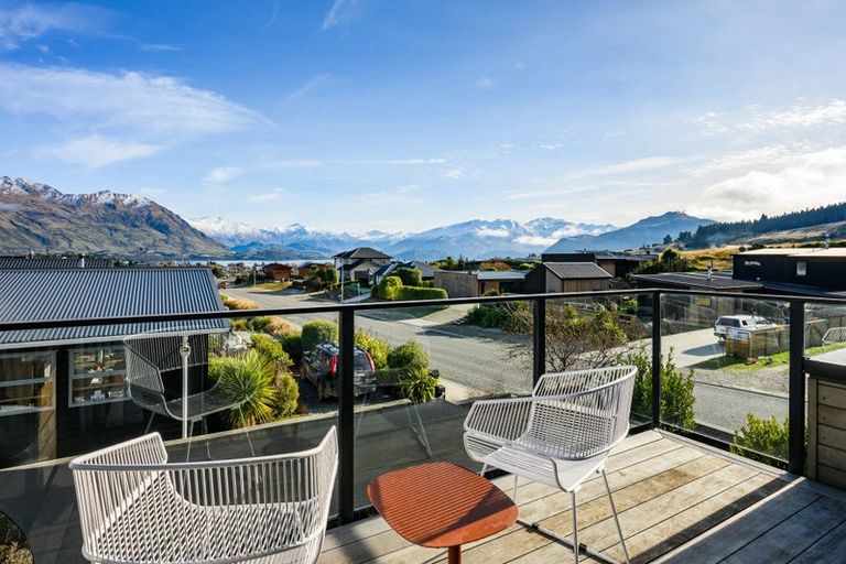 Photo of property in 251 Aubrey Road, Wanaka, 9305