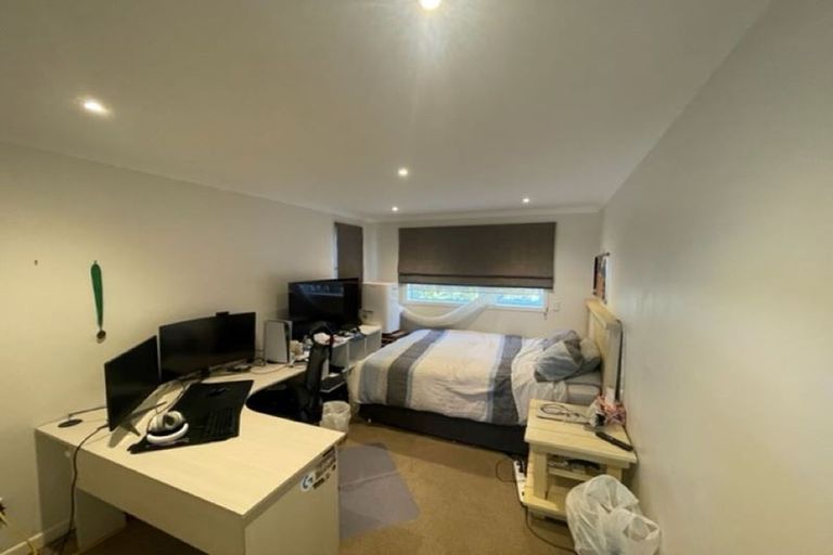 Photo of property in 24 Bevyn Street, Castor Bay, Auckland, 0620