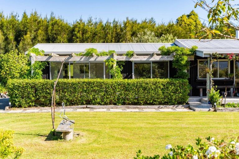 Photo of property in 32 Thelma Road, Mangawhai Heads, Mangawhai, 0505
