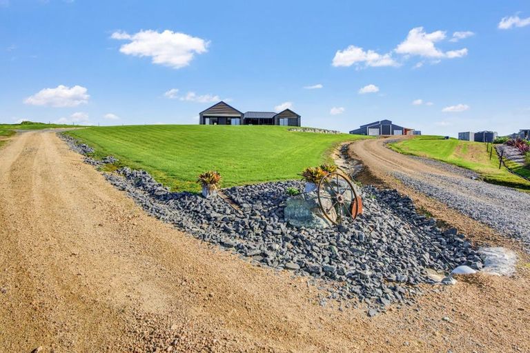 Photo of property in 717 Millbrook Road, Waipu, 0582