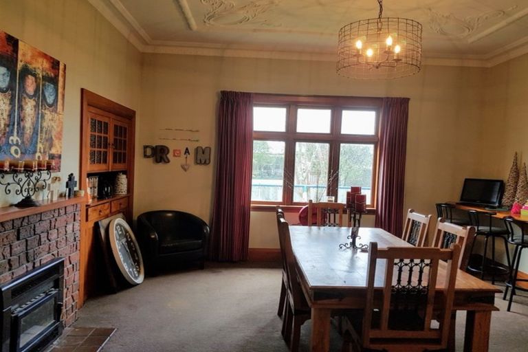 Photo of property in 9 Edward Street, Dannevirke, 4930