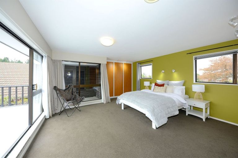 Photo of property in 35 Corfe Street, Ilam, Christchurch, 8041