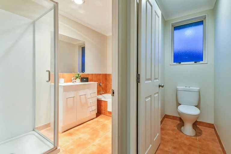 Photo of property in 29 Takatu Place, Takanini, 2112