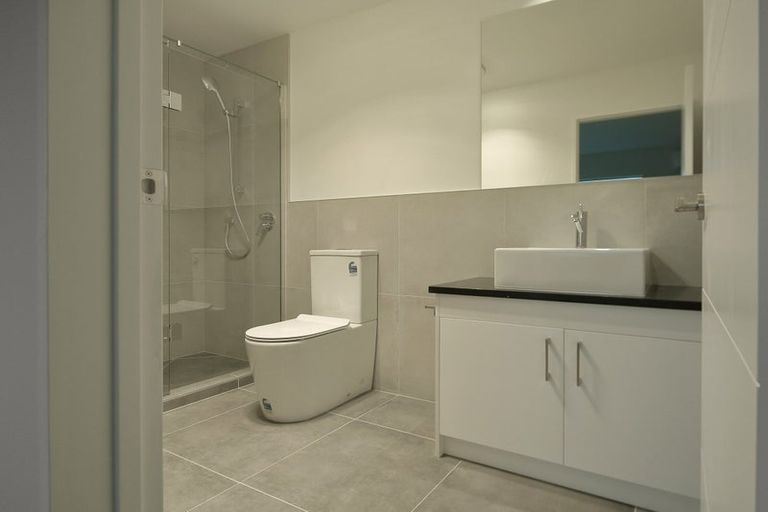 Photo of property in 27 Meritage Lane, Te Atatu South, Auckland, 0610