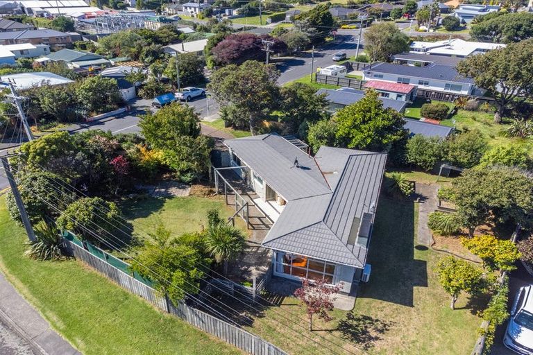 Photo of property in 44 Menin Road, Raumati South, Paraparaumu, 5032