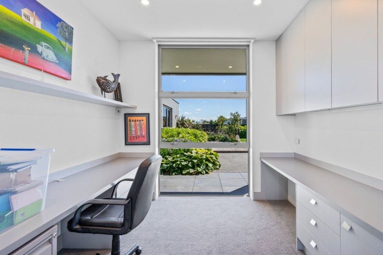 Photo of property in 32 Talboys Drive, Winton, 9720