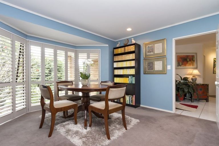 Photo of property in 5 Orohena Close, Northpark, Auckland, 2013