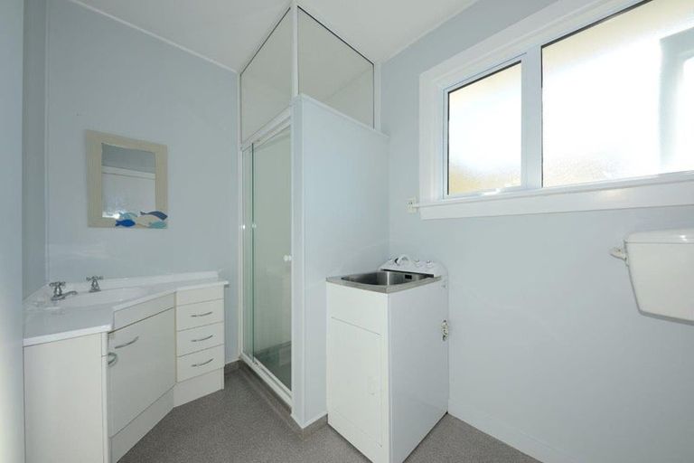 Photo of property in 66 Racecourse Road, Sockburn, Christchurch, 8042