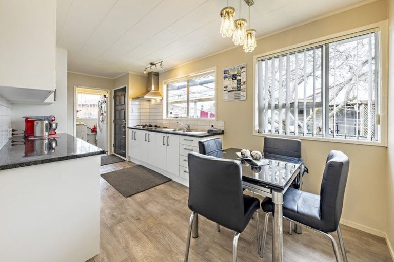 Photo of property in 1/13 Mon Desir Place, Manurewa, Auckland, 2102