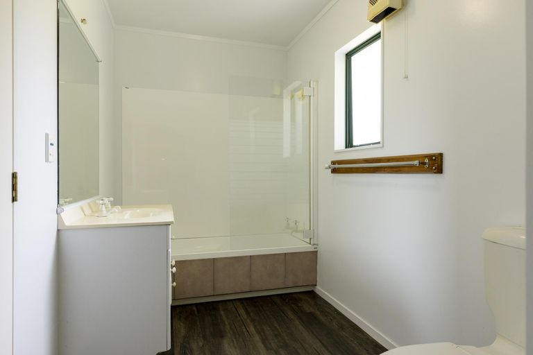 Photo of property in 227 Whangamata Road, Kinloch, Taupo, 3377