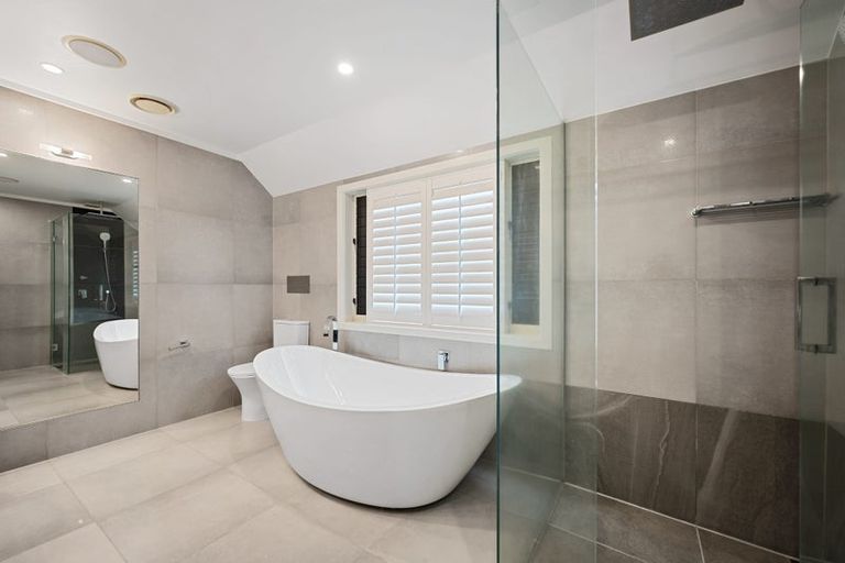 Photo of property in 47 Saltburn Road, Milford, Auckland, 0620