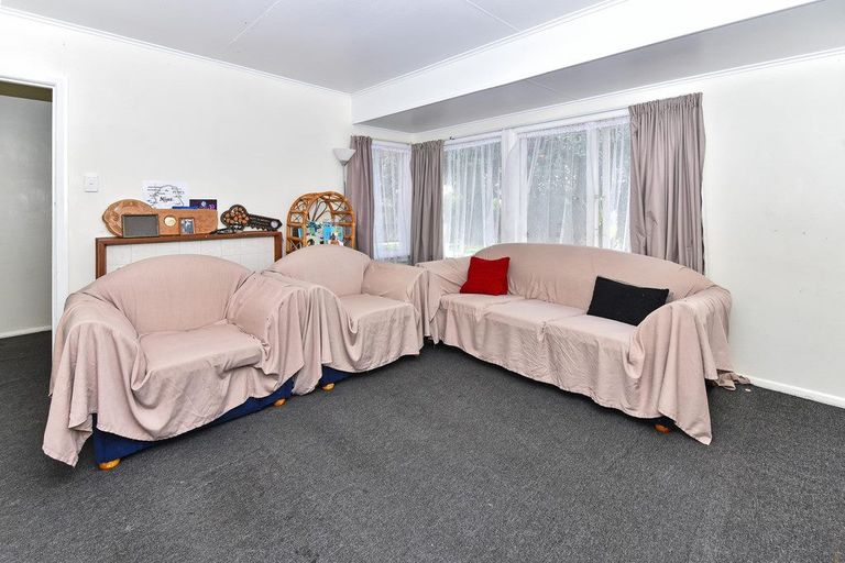 Photo of property in 22 Mayflower Close, Mangere East, Auckland, 2024