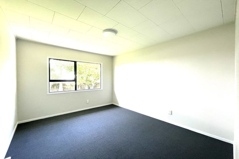 Photo of property in 6 Pureora Place, Clendon Park, Auckland, 2103