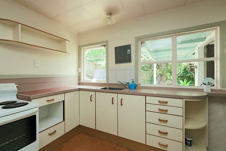 Photo of property in 2 Hadfield Terrace, Bluff Hill, Napier, 4110