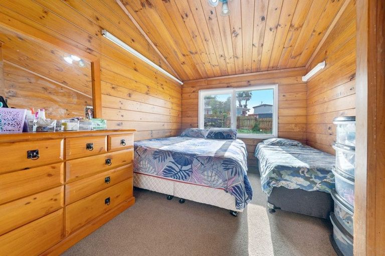 Photo of property in 32 Ingram Street, Papakura, 2110