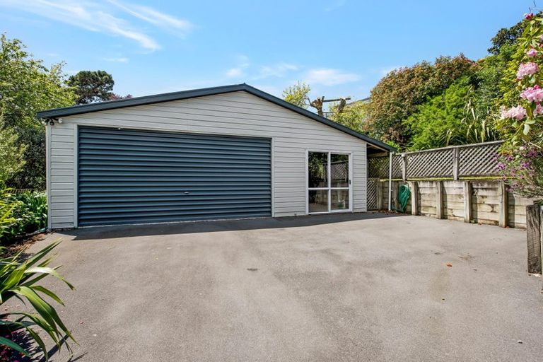 Photo of property in 10 Ardross Avenue, Khandallah, Wellington, 6035
