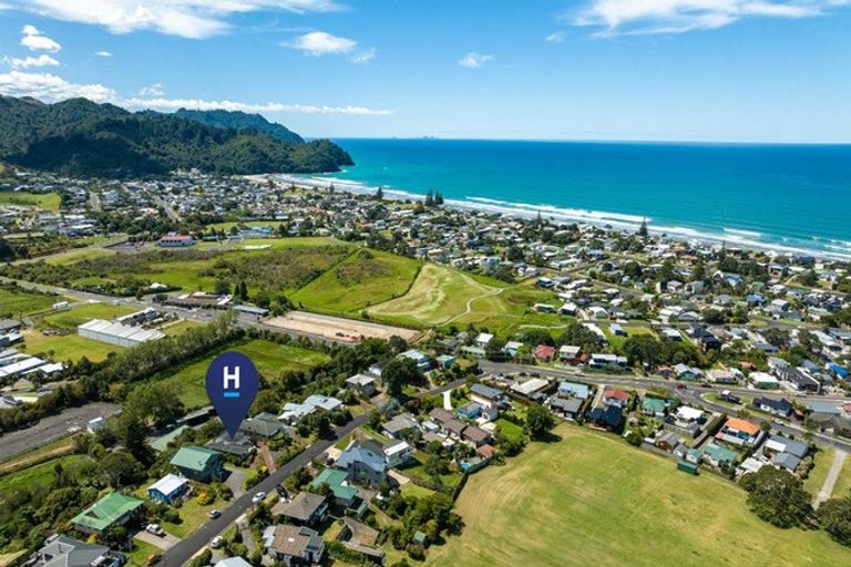 Photo of property in 18 The Crescent, Waihi Beach, 3611