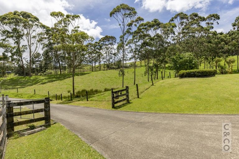 Photo of property in 589 Inland Road, Helensville, 0875