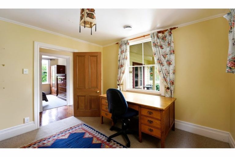 Photo of property in 143 Tasman Street, Nelson, 7010