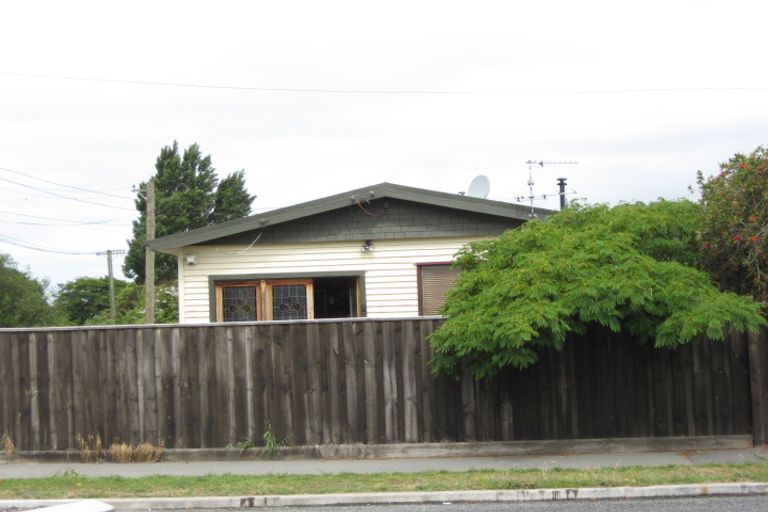 Photo of property in 118 Mackworth Street, Woolston, Christchurch, 8062