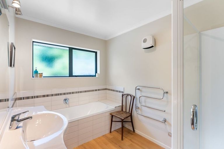 Photo of property in 96 Maui Pomare Road, Nikau Valley, Paraparaumu, 5032