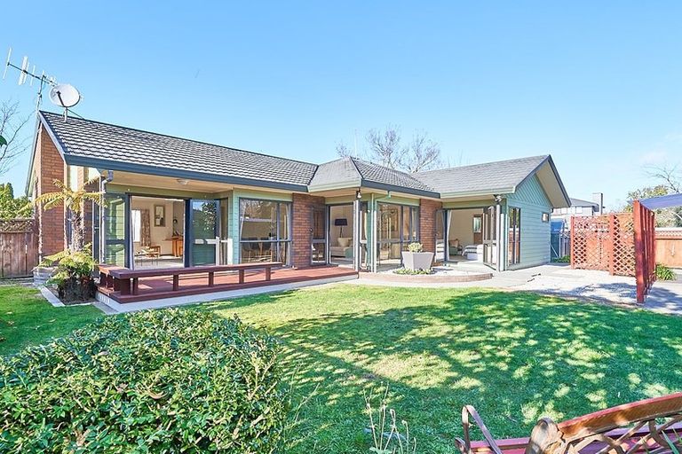 Photo of property in 1 Hyatt Grove, Greenmeadows, Napier, 4112