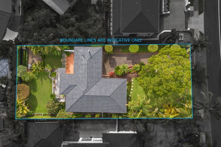 Photo of property in 3 Copperfield Terrace, Mellons Bay, Auckland, 2014