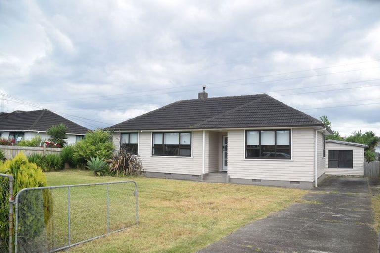 Photo of property in 14 Fisher Crescent, Otara, Auckland, 2023