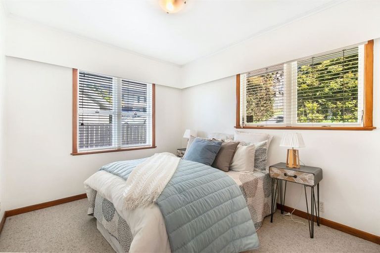 Photo of property in 171a Mokoia Road, Birkenhead, Auckland, 0626