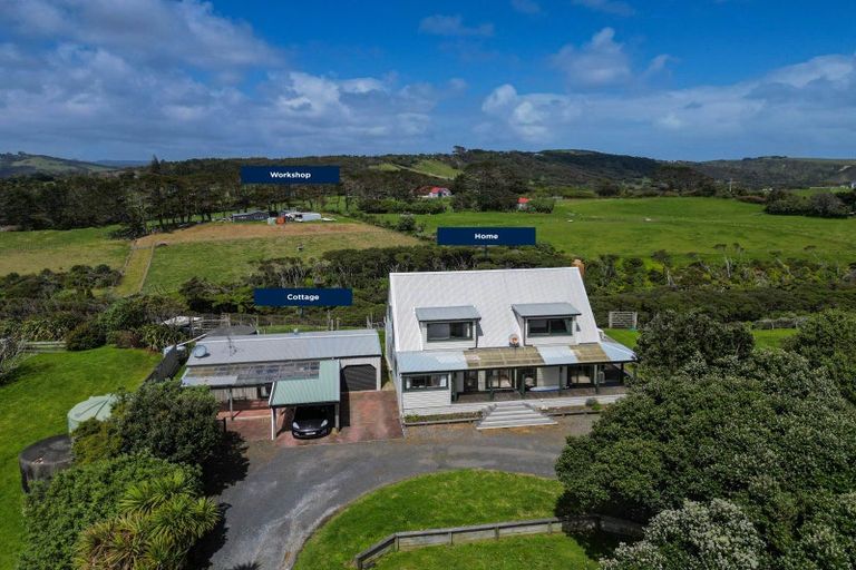 Photo of property in 512 Oaia Road, Muriwai, 0881