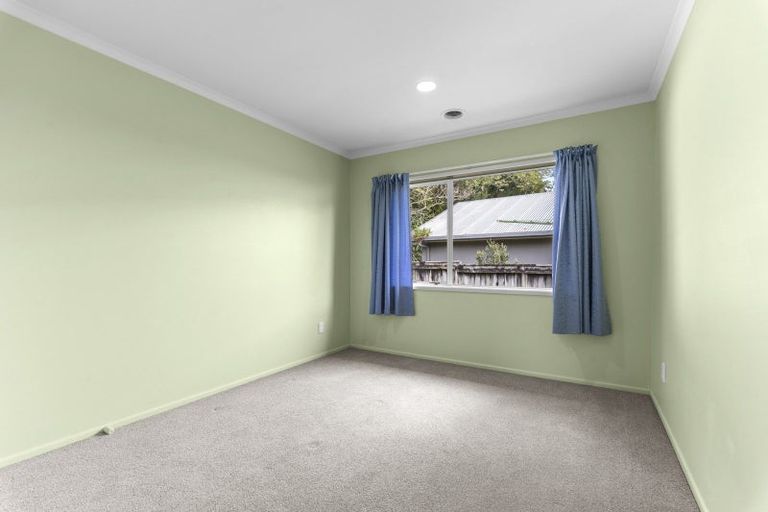 Photo of property in 12 Davies Road, Hurdon, New Plymouth, 4310