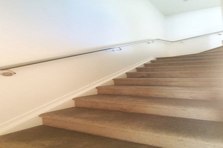 Photo of property in 5/22 Coniston Avenue, Te Atatu South, Auckland, 0610