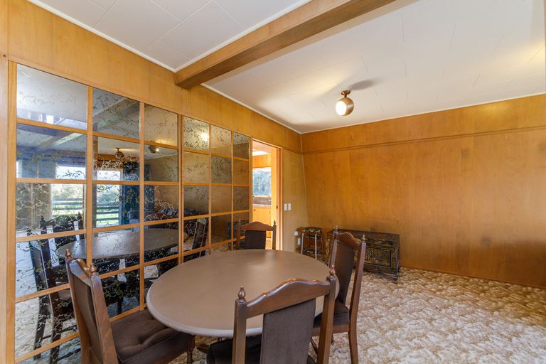 Photo of property in 14 Peter Hall Drive, Kelvin Grove, Palmerston North, 4414